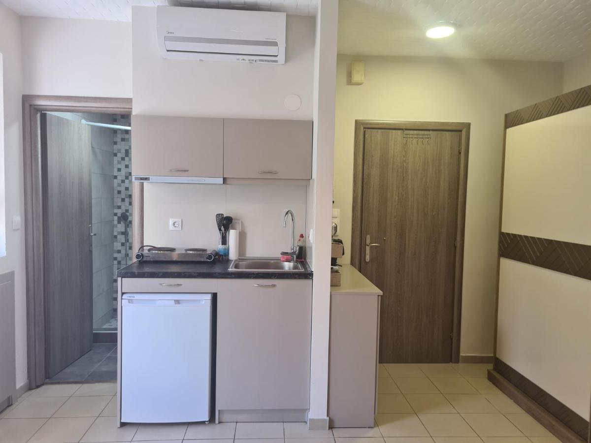 أليكسانثيربوليس Sergios Apartments 1 المظهر الخارجي الصورة